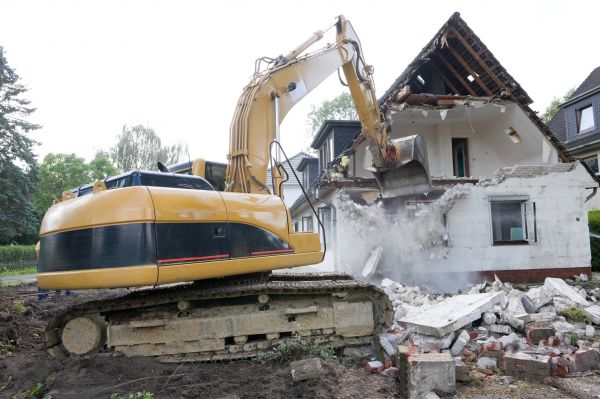 Home Demolition Service in Lima