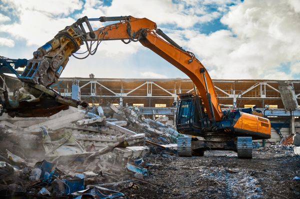 Warehouse Demolition in Lima