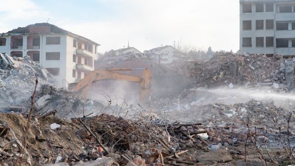 Apartment Demolition in Lima