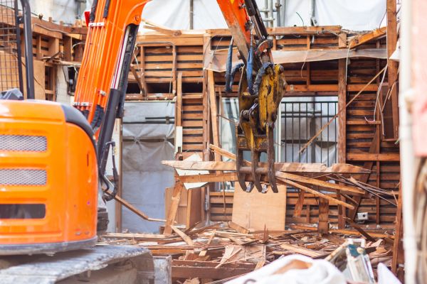 Cabin Demolition in Lima